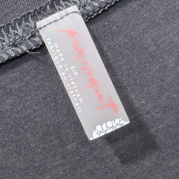 Free People Movement Tempo Oversized Boyfriend Tunic Pocket Tee Black Small - Picture 11 of 16